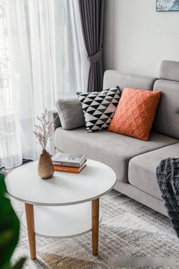 套內49㎡留2個房間，不買餐桌不買成品床，發現還是“簡裝”實在