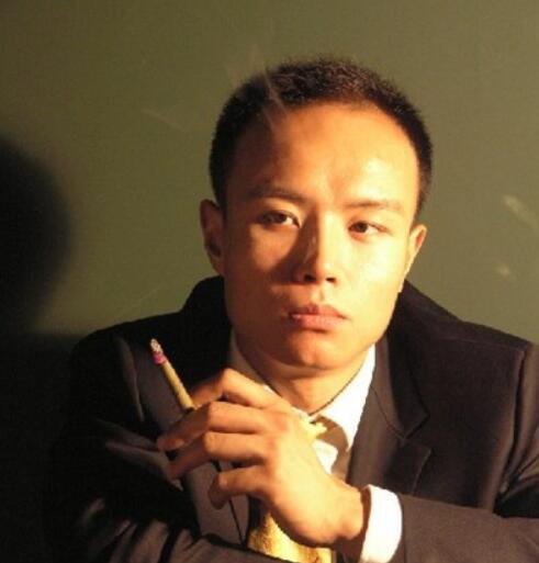 3次婚姻4次創業，得罪5大腕後想當和尚，樂嘉自毀路上的瘋狂往事