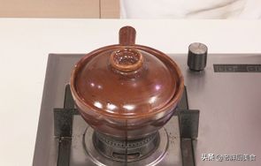 排骨煲仔飯，補虛弱，強筋骨，讓你一天都元氣滿滿