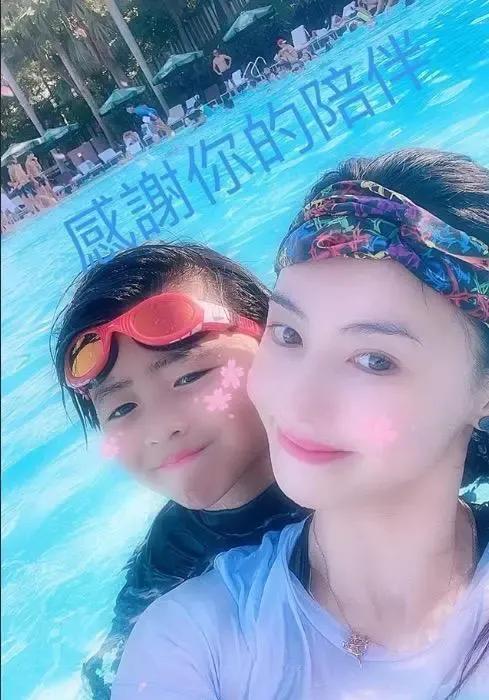 神仙顏值張柏芝