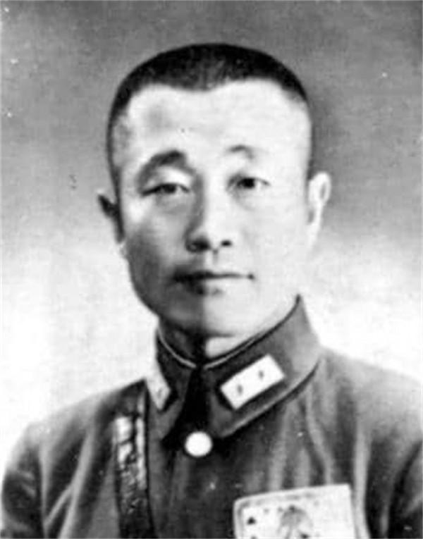 楊振寧回國後見到岳父杜聿明,稱呼“杜先生”,周總理迅速糾正 楊振寧回國後見到岳父杜聿明,稱呼“杜先生”,周總理迅速糾正