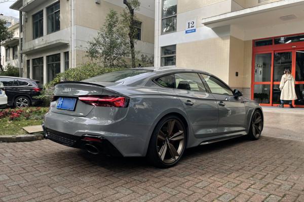 試駕奧迪RS5:賽道樂趣、家用代步,二者兼備! 試駕奧迪RS5:賽道樂趣、家用代步,二者兼備!