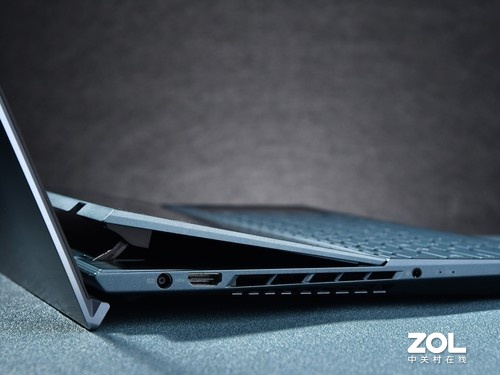 再現旗艦魅力！華碩靈耀X雙屏Pro圖賞