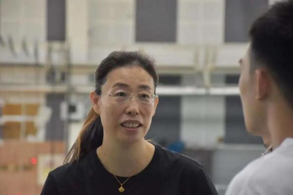 從軍區球員，到“籃球女神”！她隨國家隊出戰奧運，創我國女籃最好成績！