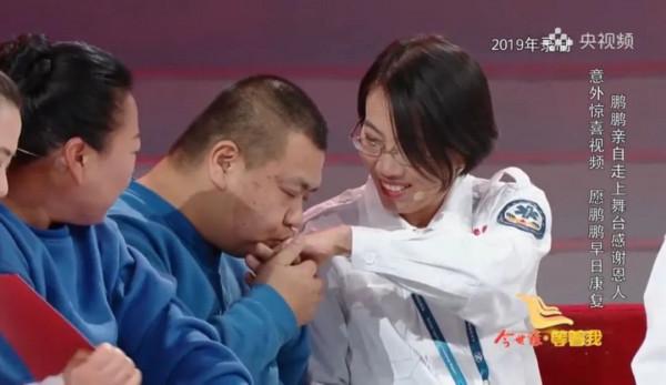 我不省人事的時候，你們默默經過……