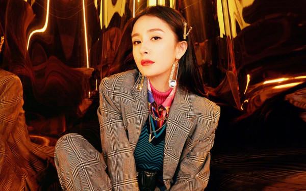 劉詩詩鋒芒暗藏,楊冪肆無忌憚,爭強鬥勝後誰是贏家? 劉詩詩鋒芒暗藏,楊冪肆無忌憚,爭強鬥勝後誰是贏家?