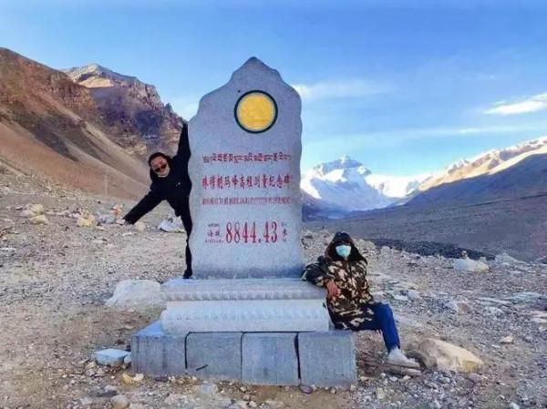 珠穆朗瑪峰主權之爭，尼泊爾曾與我國爭論，兩次登山最終一人一半