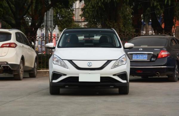 必須跟上節奏,東風推出風行S50EV,13.99萬起對抗吉利傳祺 必須跟上節奏,東風推出風行S50EV,13.99萬起對抗吉利傳祺