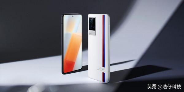 新機潮馬上開始了，搭載驍龍898處理器的手機大家更期待哪款？