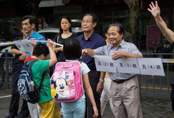 民辦學校或將轉為公立，老師應該何去何從？有關部門給出方案