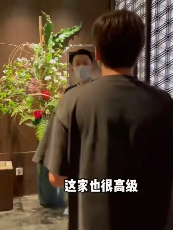 吃播屆上海李敏鎬分鎬——白冰來了