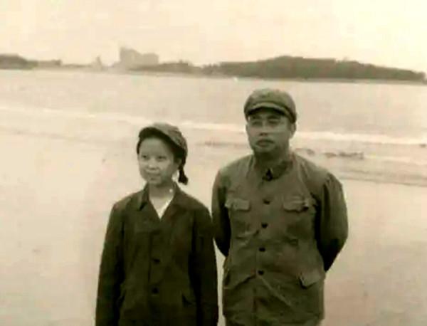 海軍的第一個戰鬥英雄，被關押5年後平反，晚年享受師級待遇