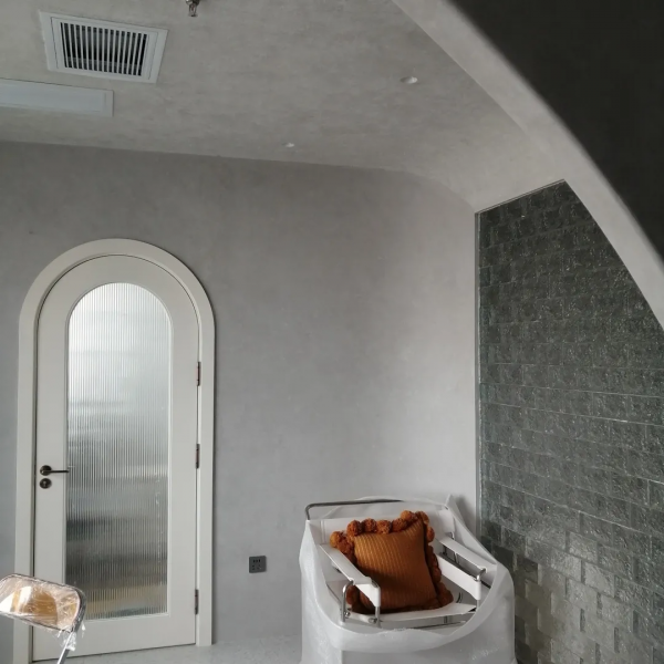 不拘一格的仿清水混凝土,簡單中的精細考究 不拘一格的仿清水混凝土,簡單中的精細考究