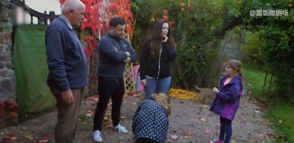 窮人和百萬富翁交換生活,窮人第一次住進大城堡,揮霍生活開始了 窮人和百萬富翁交換生活,窮人第一次住進大城堡,揮霍生活開始了