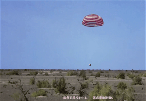 酸！國外網友集體嘲諷神舟12號，大呼：那是在攝影棚裡拍的