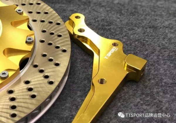 特斯拉Model Y升級TTSPORT前六後四雙卡鉗套裝