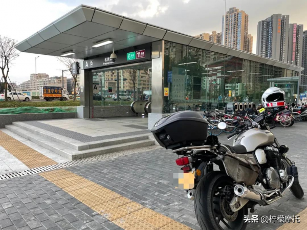 為什麼都愛騎摩托車去西藏? 為什麼都愛騎摩托車去西藏?