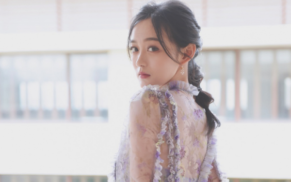 “裝嫩”不招人煩的女星，只服這4位！童顏靈氣逼人，演技也線上