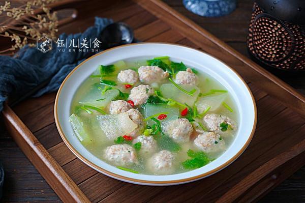 立冬將至，天冷了6道湯水要多喝，補充營養又養人，幫助平安入冬