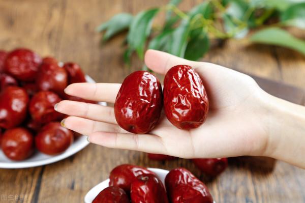 更年期最怕秋燥,容易失眠抑鬱,三個“零食”送給你,有效調理 更年期最怕秋燥,容易失眠抑鬱,三個“零食”送給你,有效調理