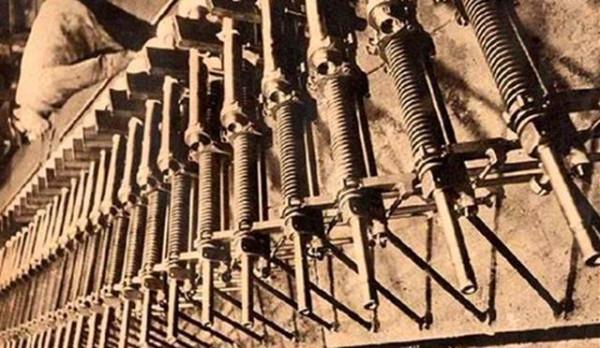 1945年抗戰勝利前，國軍陸軍100餘個軍，有多少武器裝備？