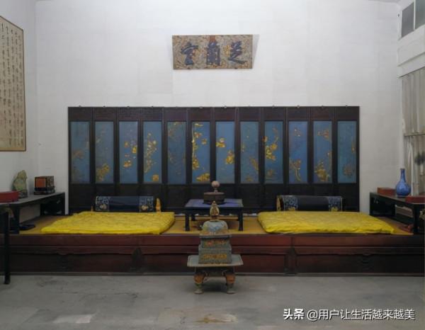 北京故宮是世界上現存規模最大、儲存最完整的木質結構古建築之一