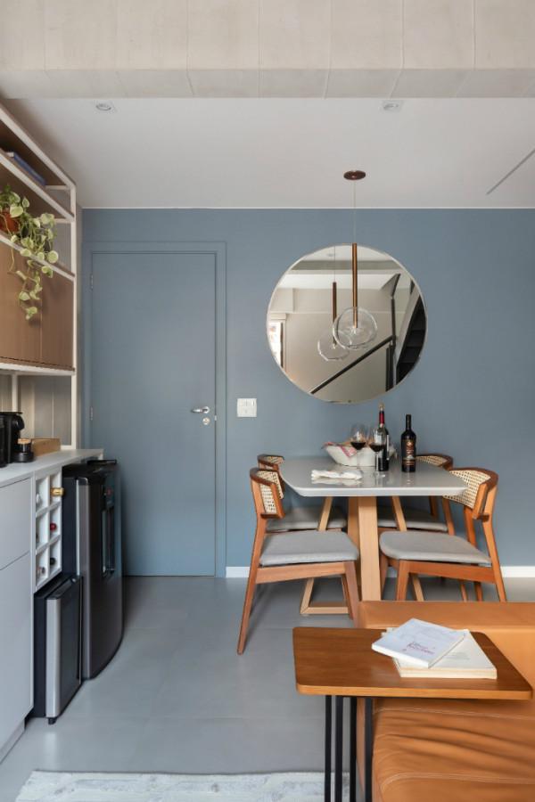 僅有45㎡的躍層小公寓,雖然緊湊但也有著歡笑,兩個人的浪漫暖窩 僅有45㎡的躍層小公寓,雖然緊湊但也有著歡笑,兩個人的浪漫暖窩