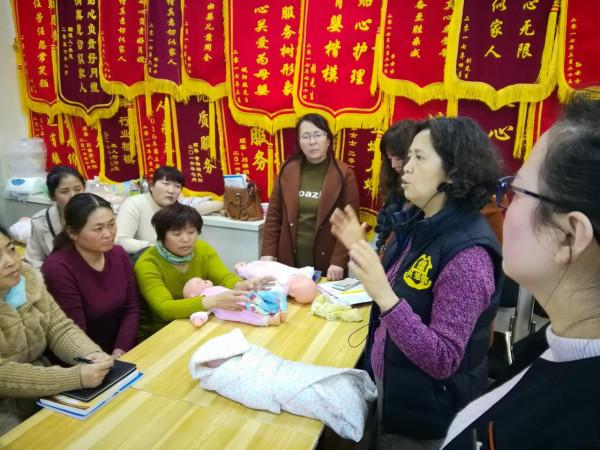 興宏信｜月嫂越老越吃香，這個誤區你要學會跳出來