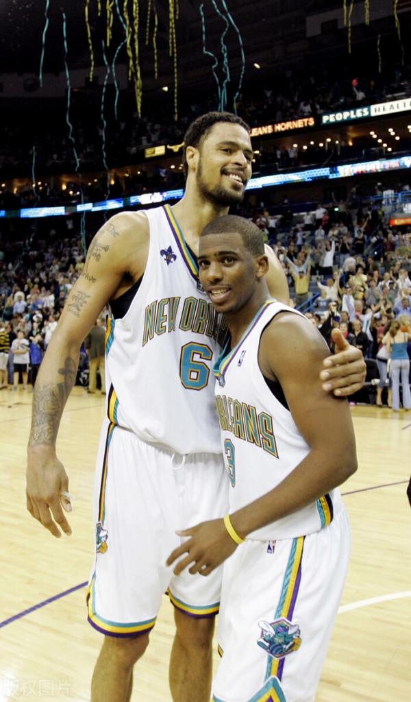 2001年6號秀巴蒂爾 排在他身前的5位分別是誰？