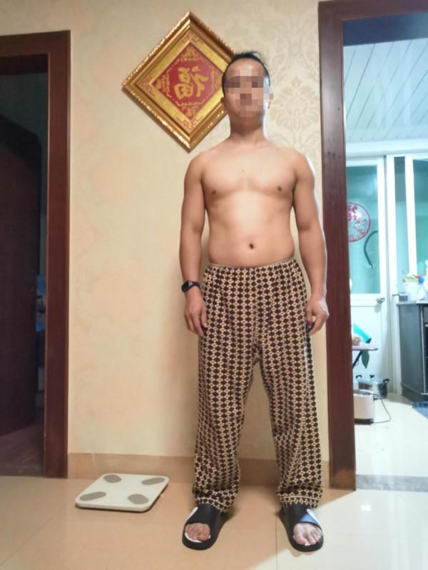 擼鐵第二天（半年多沒運動，爭取年底6塊腹肌）