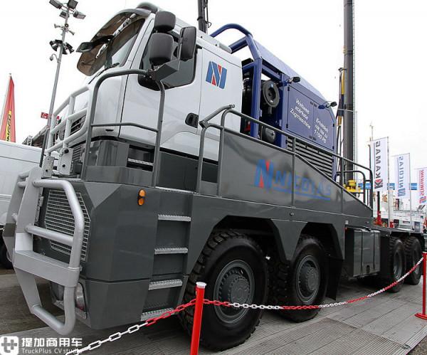 這還是卡車嗎?1150馬力外觀如火車頭,尼古拉斯大件牽引車實拍 這還是卡車嗎?1150馬力外觀如火車頭,尼古拉斯大件牽引車實拍