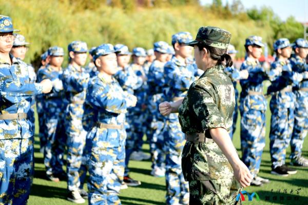 山東科技大學軍訓大片震撼出擊!超燃草地音樂節等你贊 山東科技大學軍訓大片震撼出擊!超燃草地音樂節等你贊