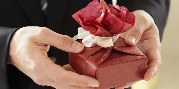 想要消滅“中年危機”，先找到“利基市場”