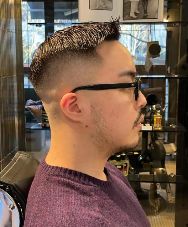 髮質粗硬只能留寸頭?這幾款髮型“專治”炸毛,酷帥又有男人味 髮質粗硬只能留寸頭?這幾款髮型“專治”炸毛,酷帥又有男人味