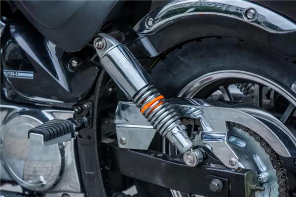 復古試駕(五)國產V缸-力帆V16 復古試駕(五)國產V缸-力帆V16