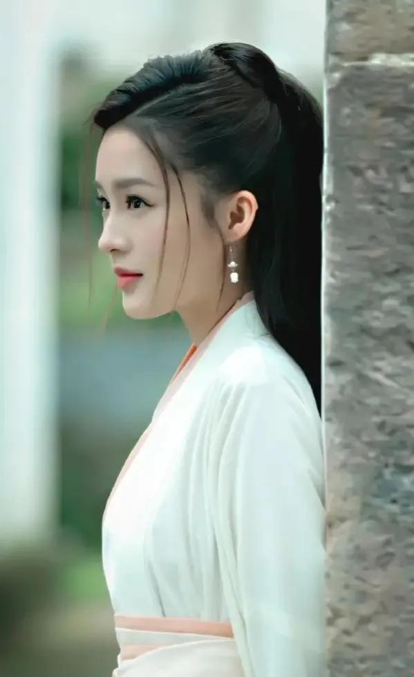 李沁:唯美側臉高畫質寫真集(七)(那一張更美?) 李沁:唯美側臉高畫質寫真集(七)(那一張更美?)