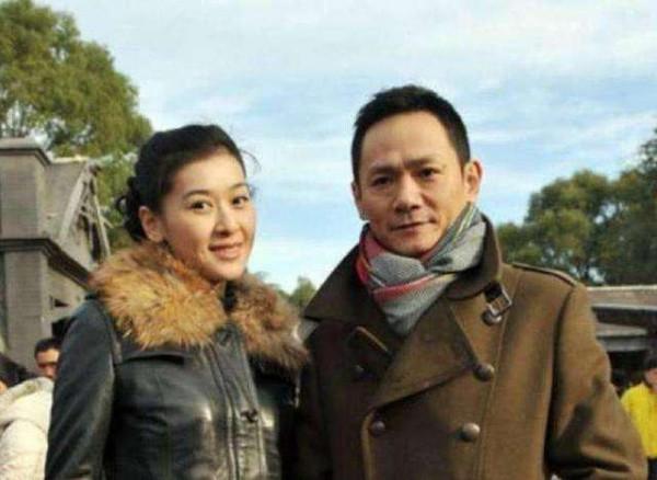 果靜林：早年喪母，中年喪妻，妻子去世後單身12年，沒人能代替她