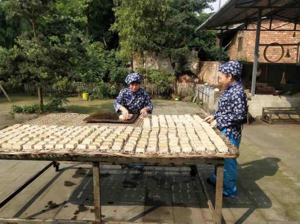 湖北2000年曆史古城，古時是兵家必爭之地，如今卻只剩下8萬人口