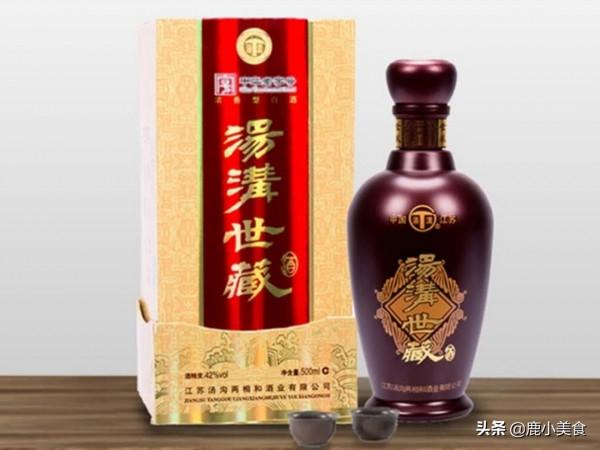 白酒送禮，8款“中端級”濃香型白酒最合適，價格不貴上檔次