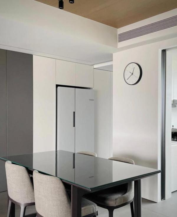 看完這個“整潔劃一”的家，治好了我的“強迫症”，光看看就很爽