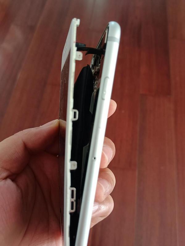 你們的蘋果手機會變成這樣嗎? 你們的蘋果手機會變成這樣嗎?