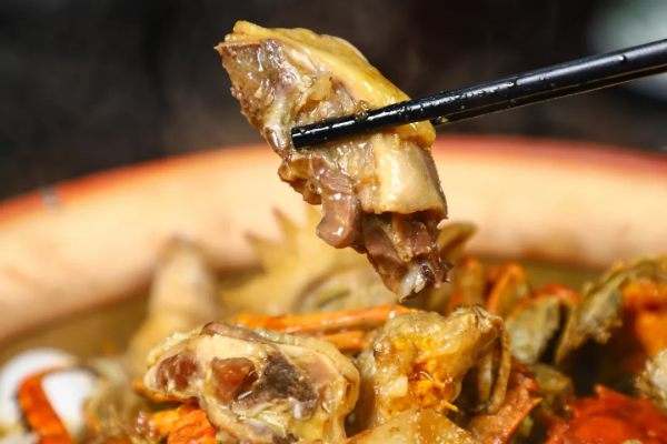 南海有家老字號農莊！人均40+嘆炭爐雞煲蟹、紅燜黑山羊