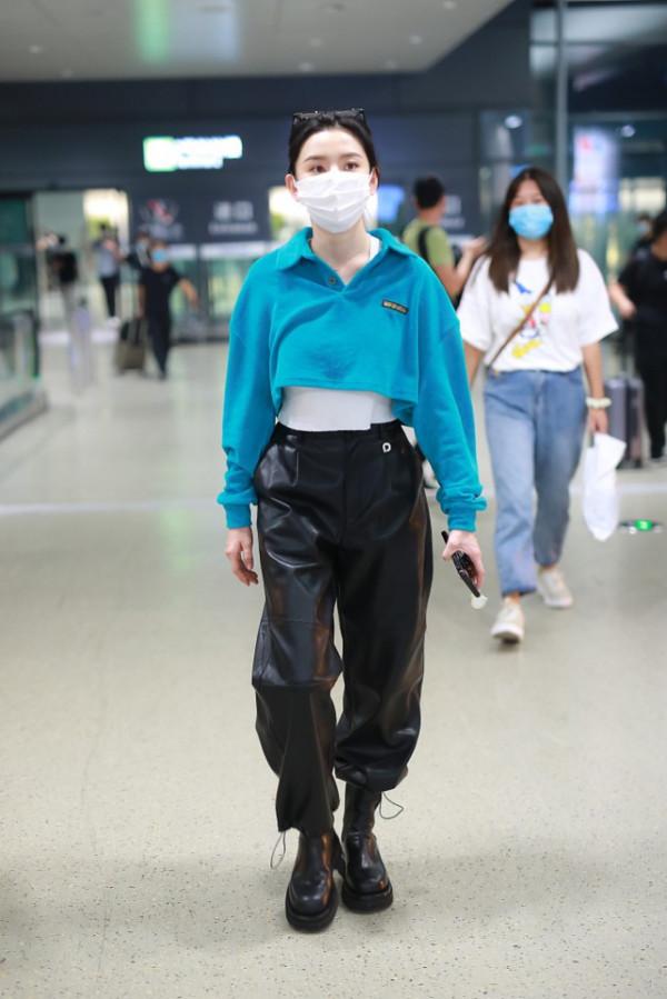 俞飛鴻的年紀都能當宋祖兒的媽了，同框時卻沒啥差別，保養得真好